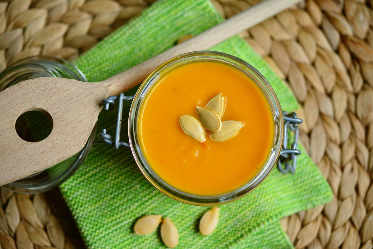 pumpkin-soup-2972858_1920-1200x800.jpg
